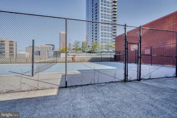 $2,950 | 10 East Lee Street, Unit 706, Baltimore, MD 21202