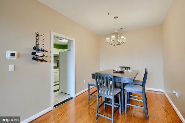 $2,950 | 10 East Lee Street, Unit 706, Baltimore, MD 21202