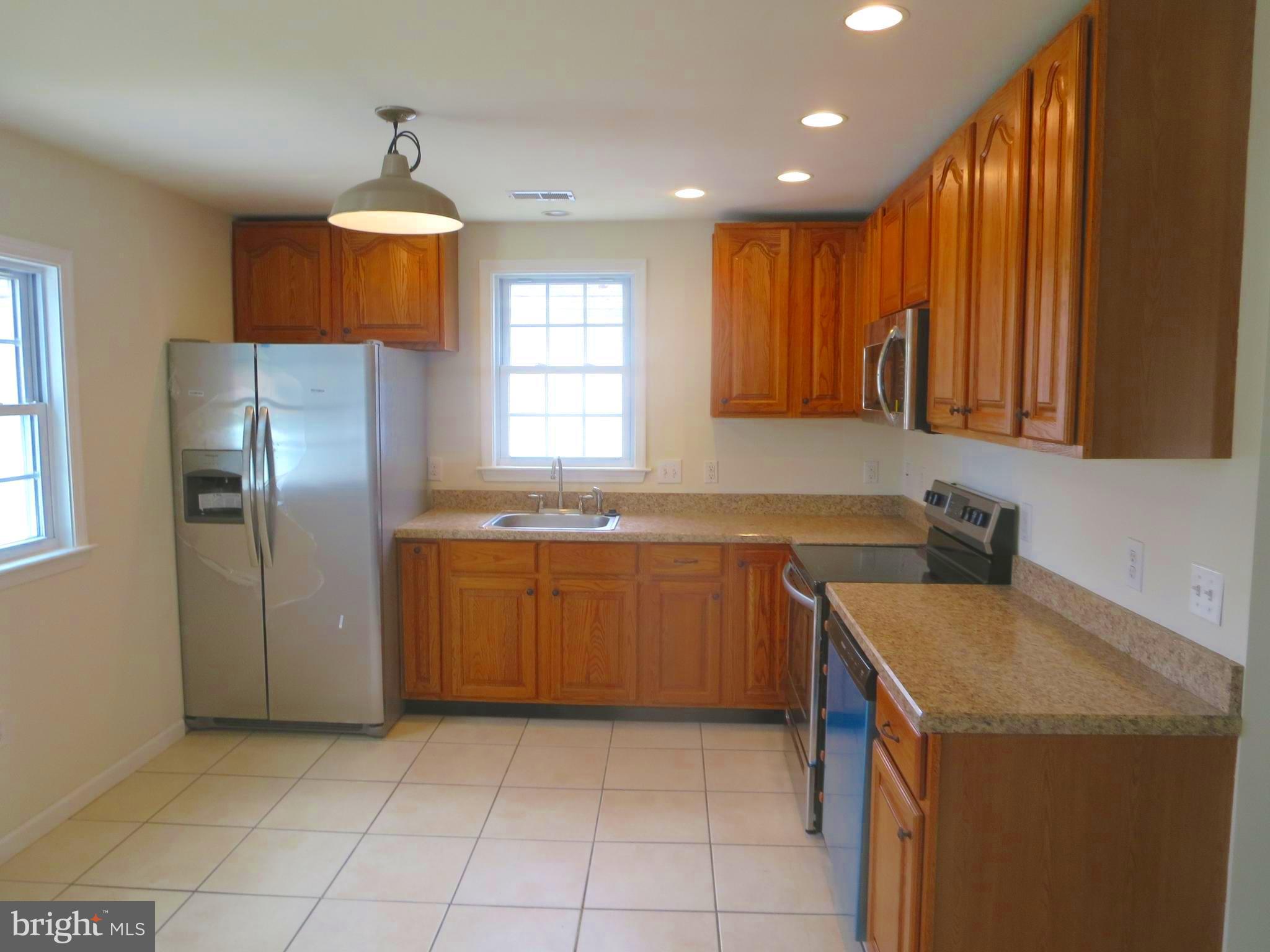 1127 3rd Avenue Croydon, PA 19021 - Photo 3 of 46 Gallery Image 3