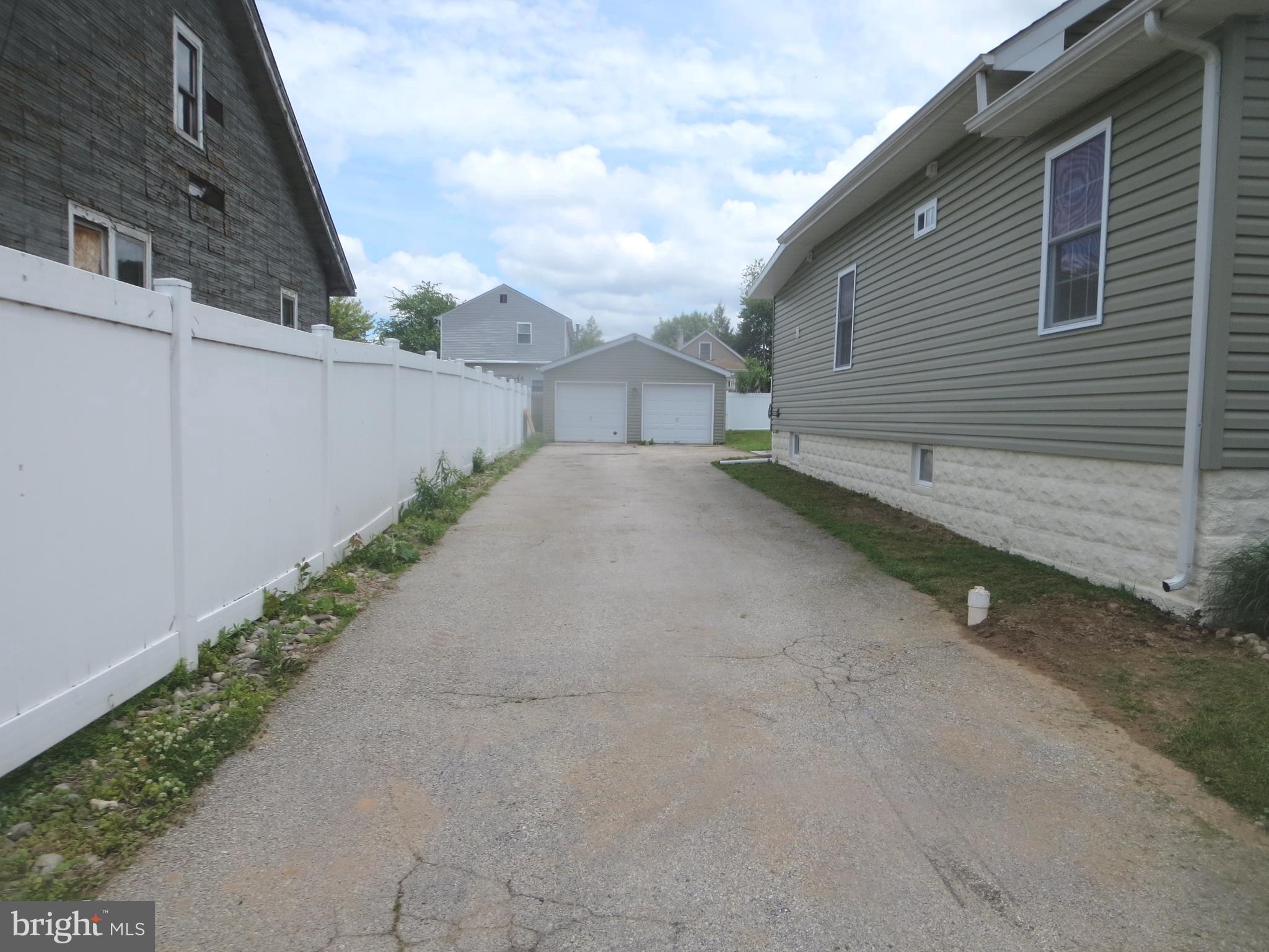 1127 3rd Avenue Croydon, PA 19021 - Photo 7 of 46 Gallery Image 7