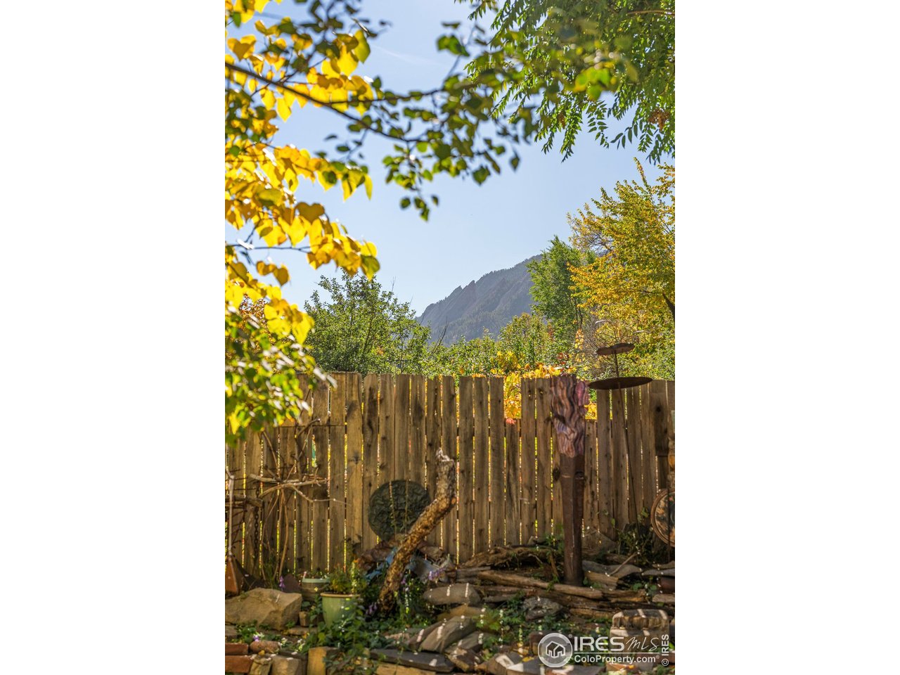636 Marine Street Boulder, CO 80302 - Photo 18 of 46 a view of a flower pot with a small yard