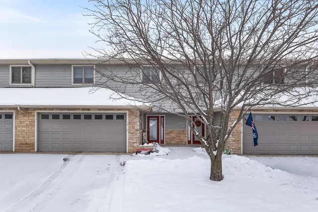 $324,000 | 178 East Front, Unit 14, Marquette, WI 53947