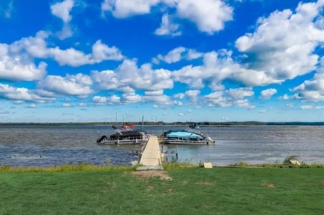 $324,000 | 178 East Front, Unit 14, Marquette, WI 53947