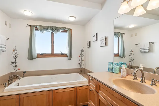 $324,000 | 178 East Front, Unit 14, Marquette, WI 53947