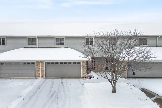 $324,000 | 178 East Front, Unit 14, Marquette, WI 53947