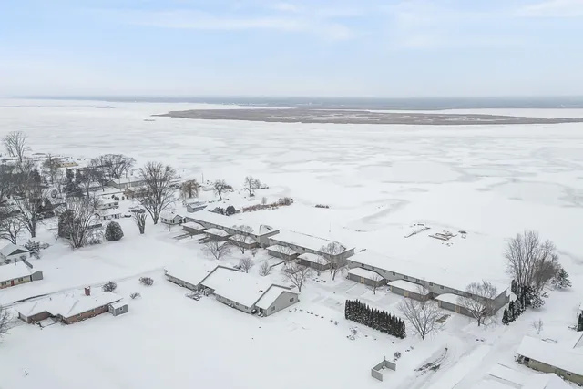 $324,000 | 178 East Front, Unit 14, Marquette, WI 53947