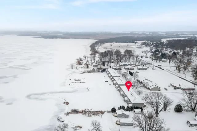 $324,000 | 178 East Front, Unit 14, Marquette, WI 53947