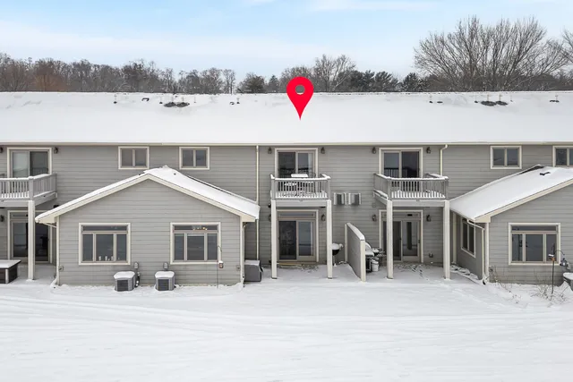 $324,000 | 178 East Front, Unit 14, Marquette, WI 53947