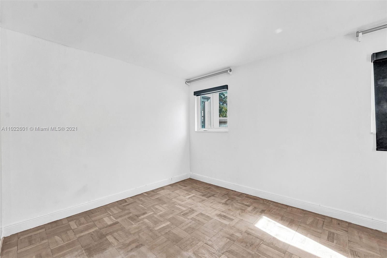 4717 Alton Road Miami Beach, FL 33140 - Photo 32 of 59