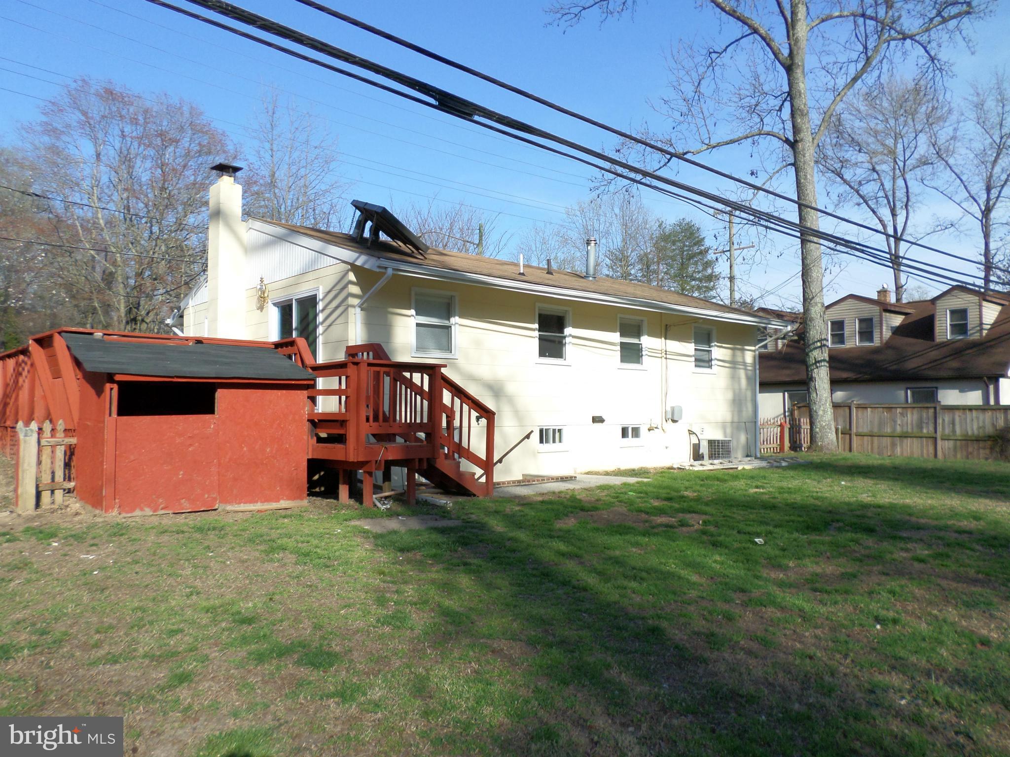 18832 Fuller Heights Road Triangle, VA 22172 - Photo 2 of 22 Exterior (Rear)