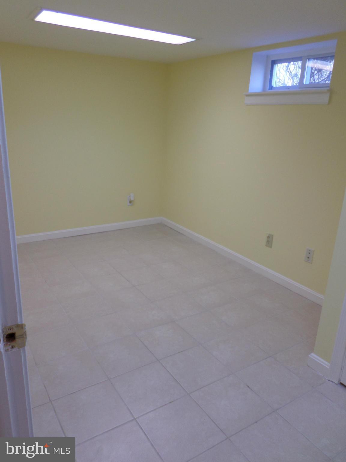 18832 Fuller Heights Road Triangle, VA 22172 - Photo 18 of 22 Bedroom