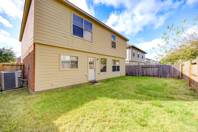 $249,990 | 19506 Lighthouse Scene Lane, Cypress, TX 77433