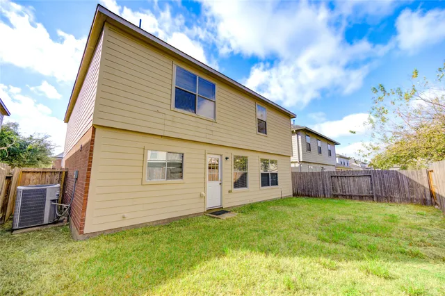 $249,990 | 19506 Lighthouse Scene Lane, Cypress, TX 77433