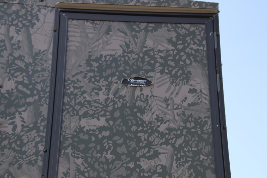 93 J S Murry Ranch Road Del Rio, TX 78840 - Photo 14 of 36 a close view of a door in the house