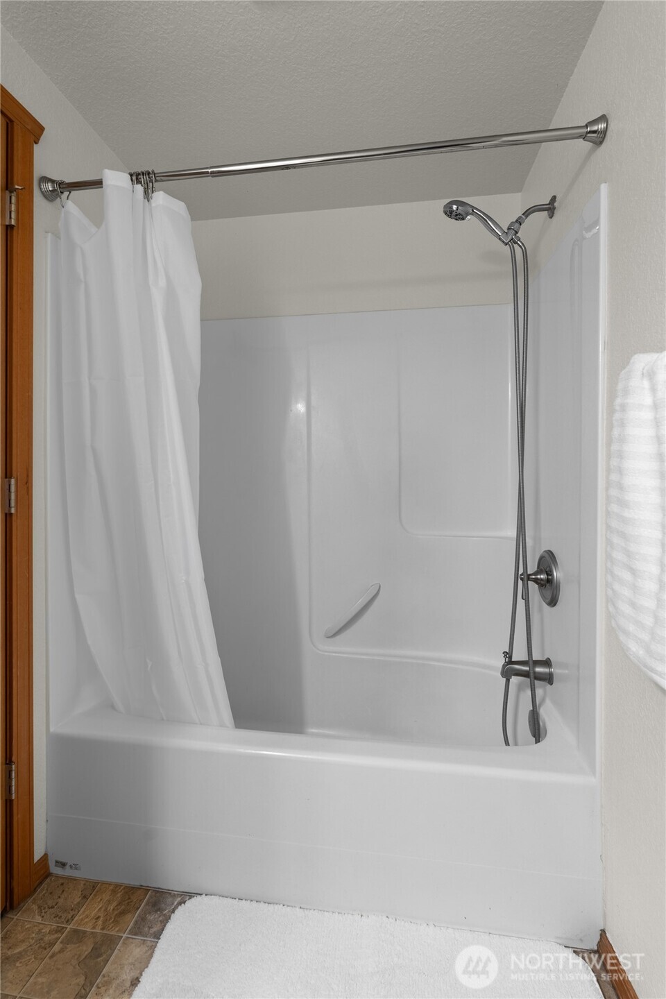 6137 189th Loop Southwest Rochester, WA 98579 - Photo 23 of 31 Gallery Image 23
