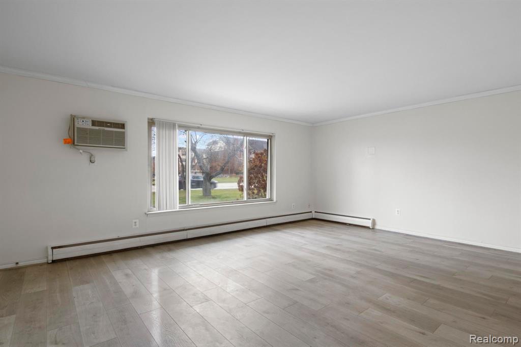 2859 East Maple Road, Unit 7 Birmingham, MI 48009 - Photo 5 of 15
