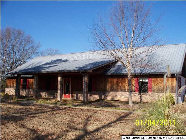 156 Hunt Road Batesville, MS 38606 - Photo 1 of 2 Primary Photo