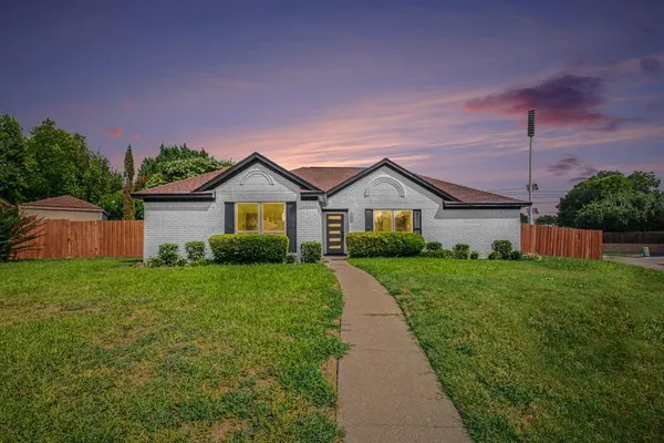 $335,000 | 2417 Flagstone Avenue, Rowlett, TX 75088