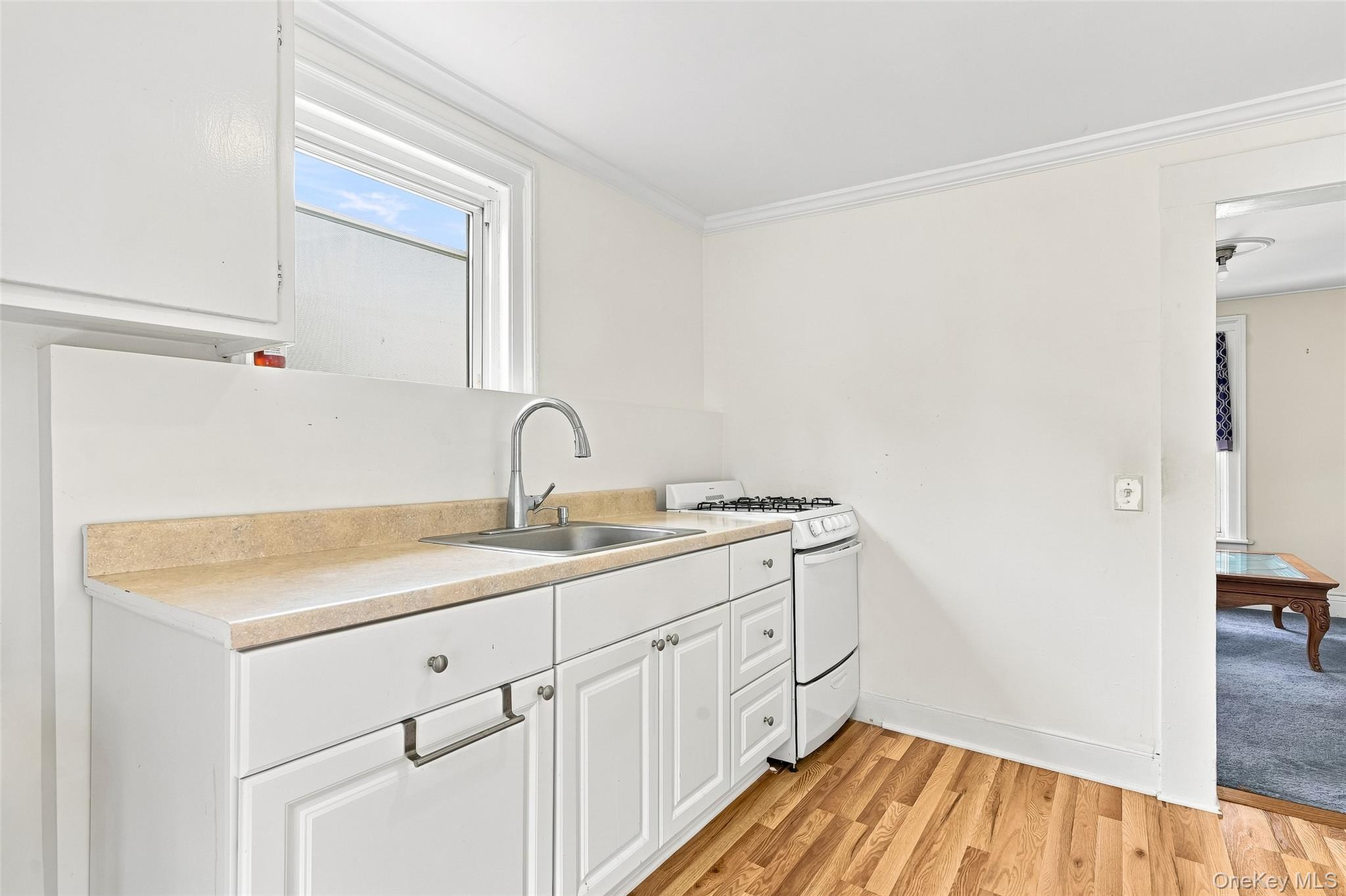 1095 Boston Post Road Rye, NY 10580 - Photo 11 of 23 Second Flr Unit : Kitchen