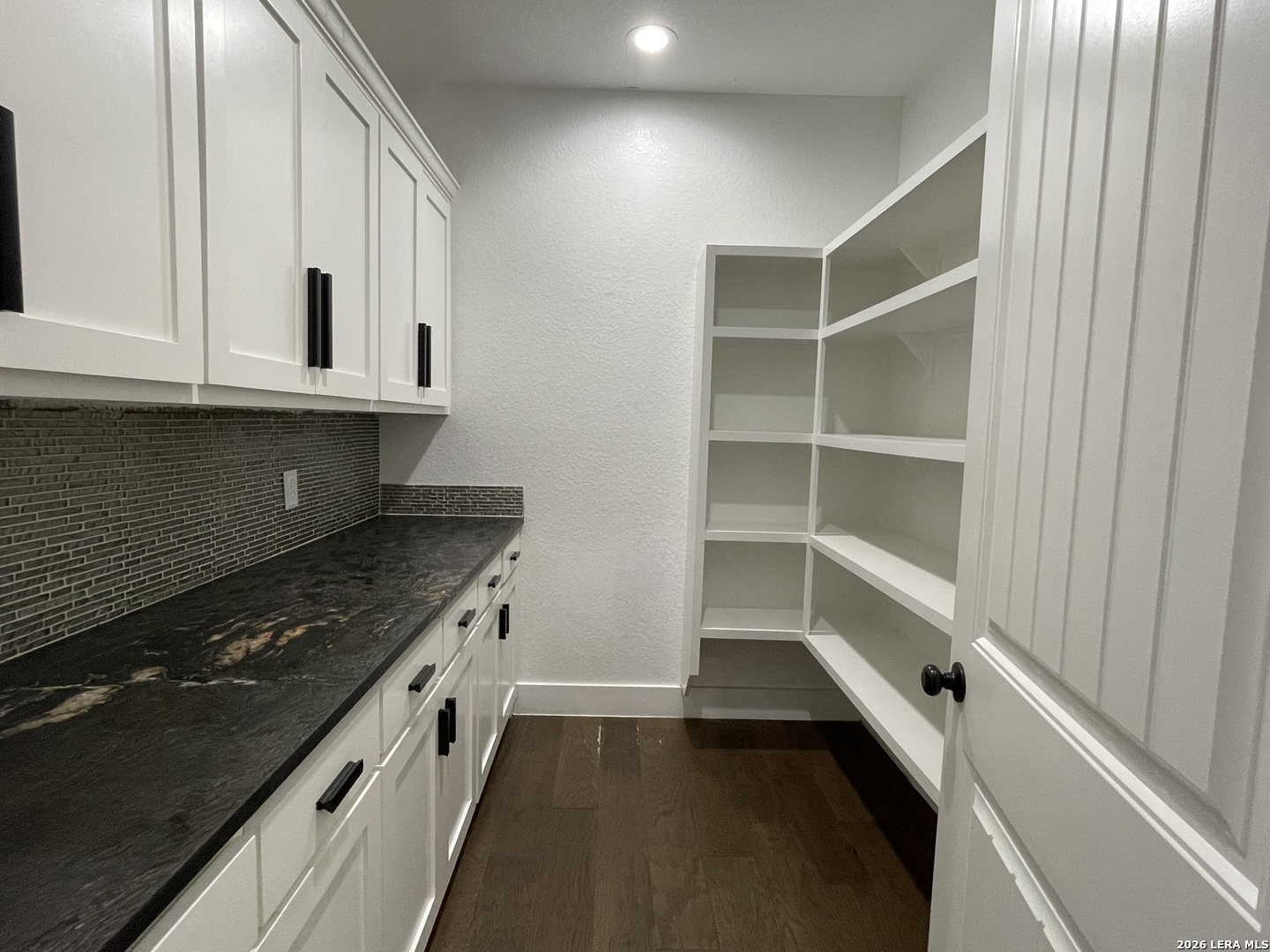 18 Valley View Uvalde, TX 78801 - Photo 13 of 46