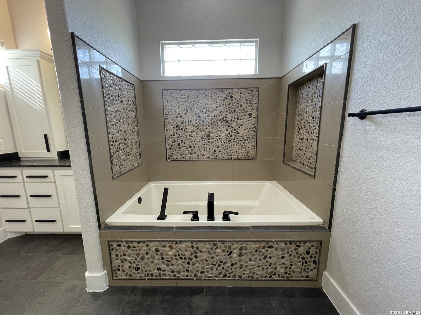 18 Valley View Uvalde, TX 78801 - Photo 20 of 46