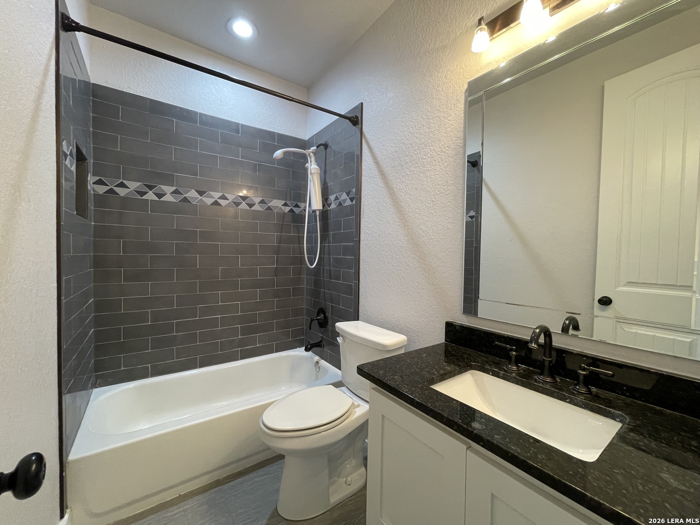 18 Valley View Uvalde, TX 78801 - Photo 31 of 46