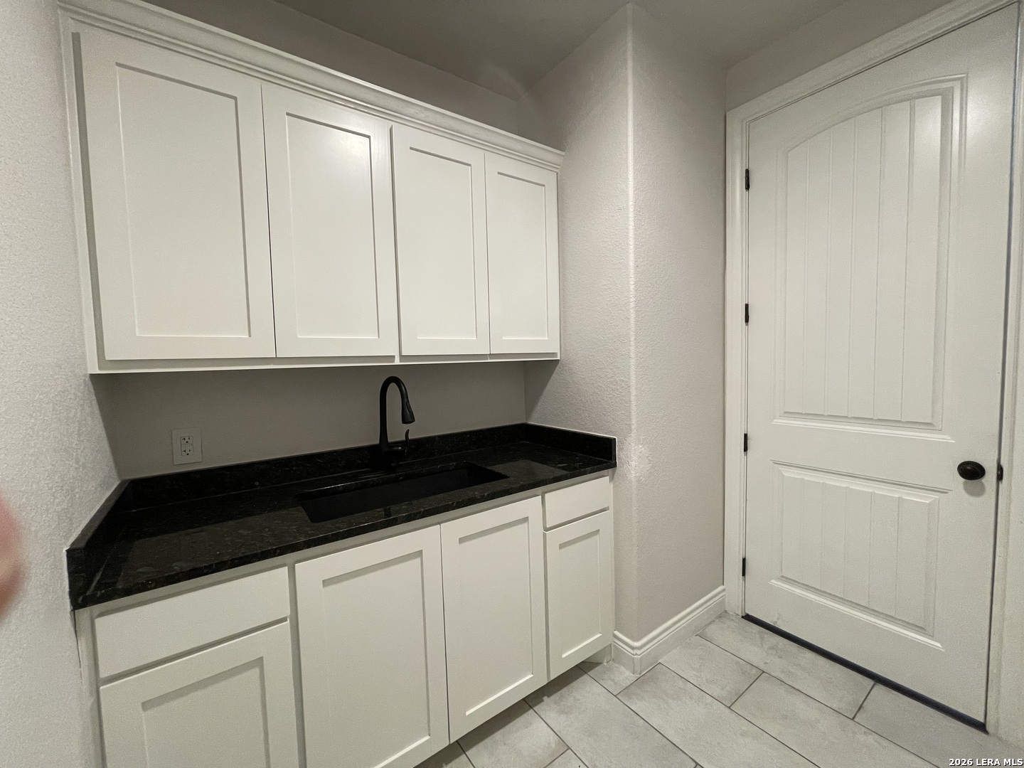 18 Valley View Uvalde, TX 78801 - Photo 35 of 46