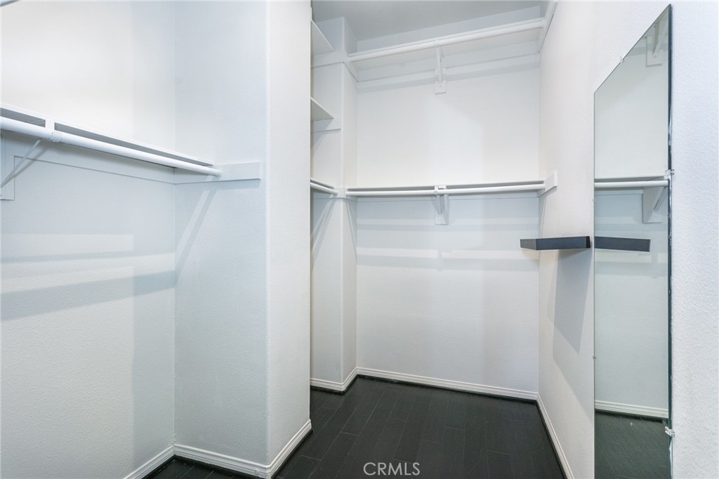 1175 Corte Riviera Camarillo, CA 93010 - Photo 24 of 33 Master closet