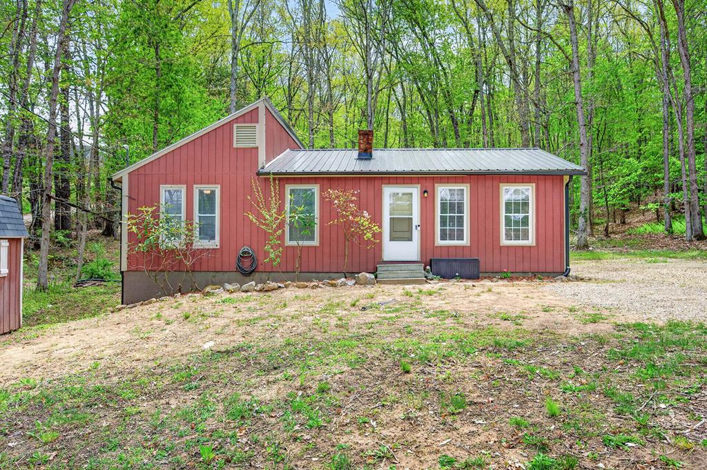 2531 Dry Road Speedwell, VA 24374 - Photo 6 of 64 Gallery Image 6