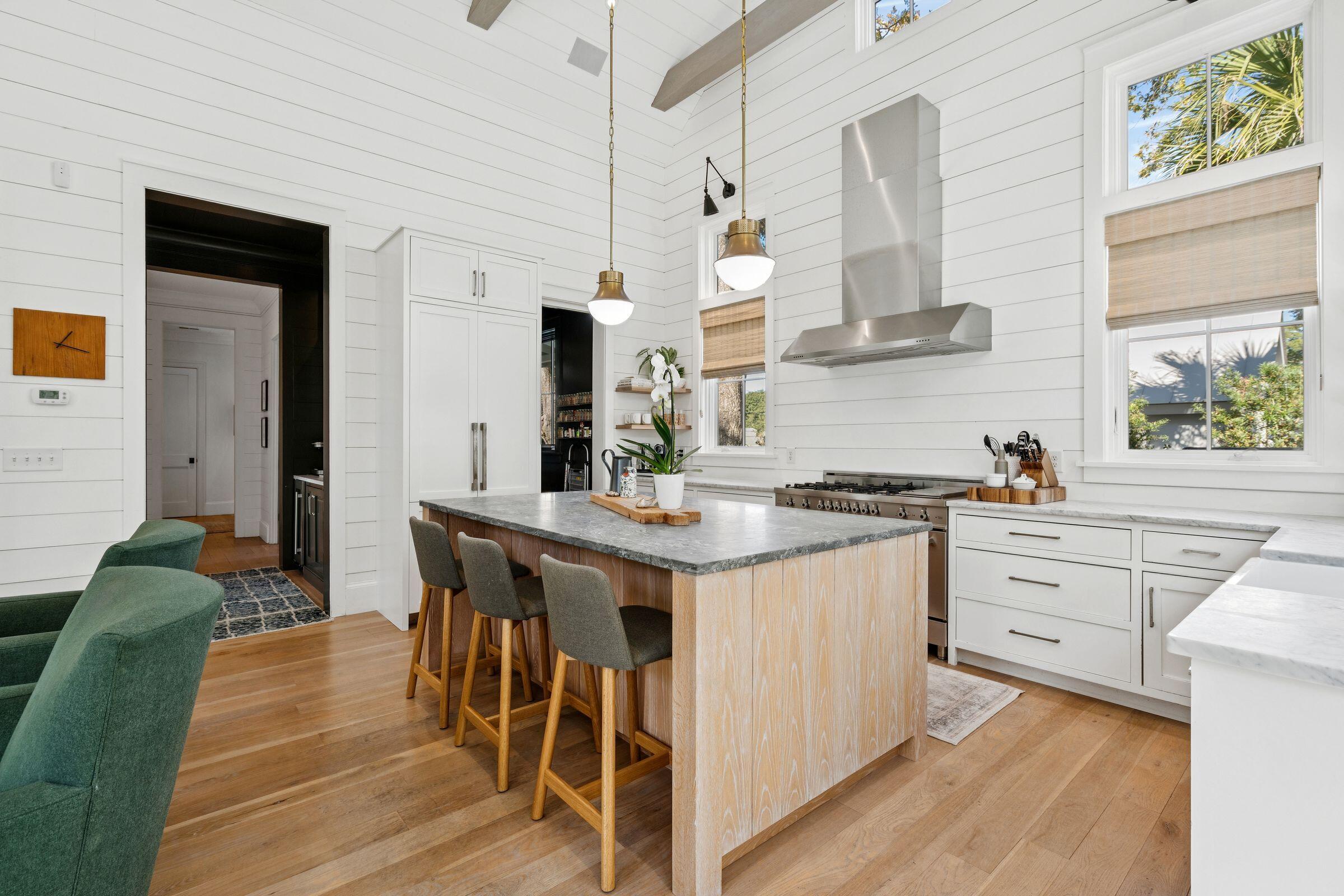 105 Friend Street Mount Pleasant, SC 29464 - Photo 17 of 62 105FriendSt-KeenEyeMarketing-036