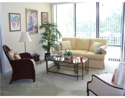 336 Golfview Road, Unit 312 North Palm Beach, FL 33408 - Photo 3 of 19 Additional Photo