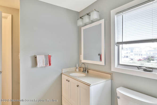 127 Trenton Avenue Point Pleasant Beach, NJ 08742 - Photo 14 of 37 127 Trenton Ave Point Pleasant-small-016