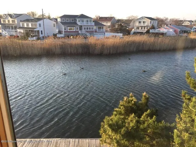 $5,200 | 127 Trenton Avenue, Point Pleasant Beach, NJ 08742
