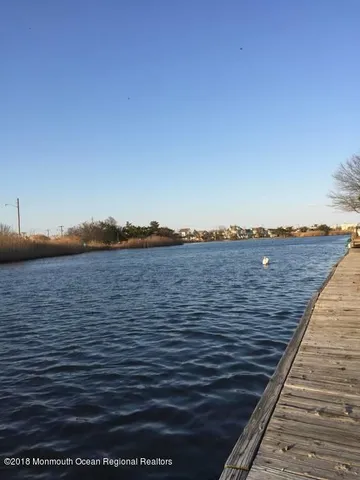 $5,200 | 127 Trenton Avenue, Point Pleasant Beach, NJ 08742