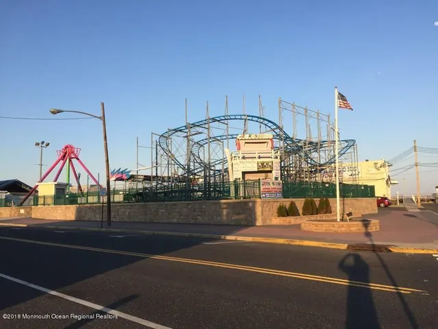 $5,200 | 127 Trenton Avenue, Point Pleasant Beach, NJ 08742