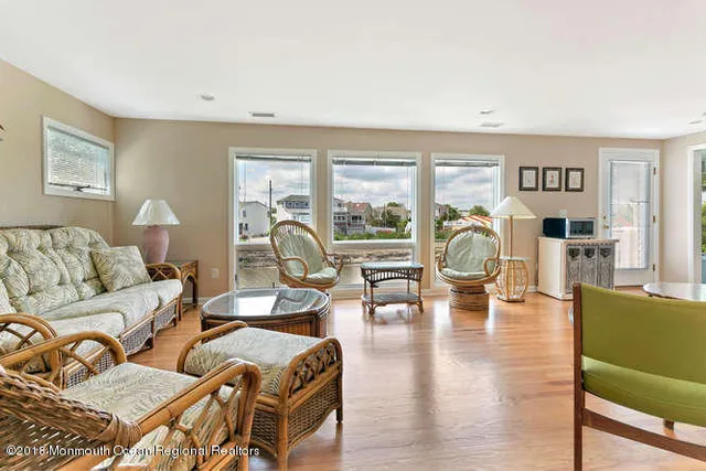 $5,200 | 127 Trenton Avenue, Point Pleasant Beach, NJ 08742