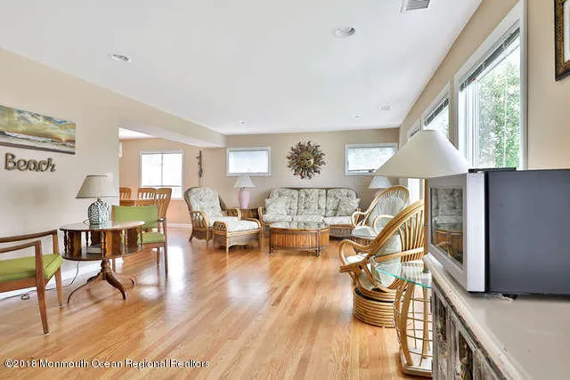 $5,200 | 127 Trenton Avenue, Point Pleasant Beach, NJ 08742