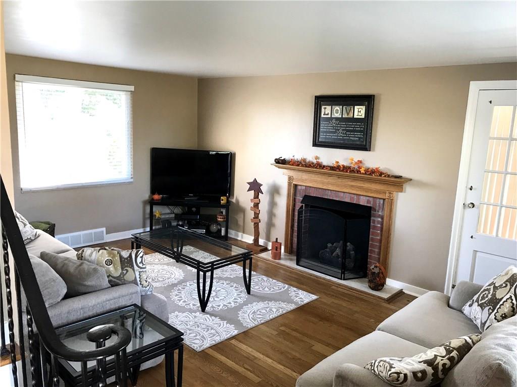 998 Prospect Road Pittsburgh, PA 15227 - Photo 5 of 24 Gallery Image 5