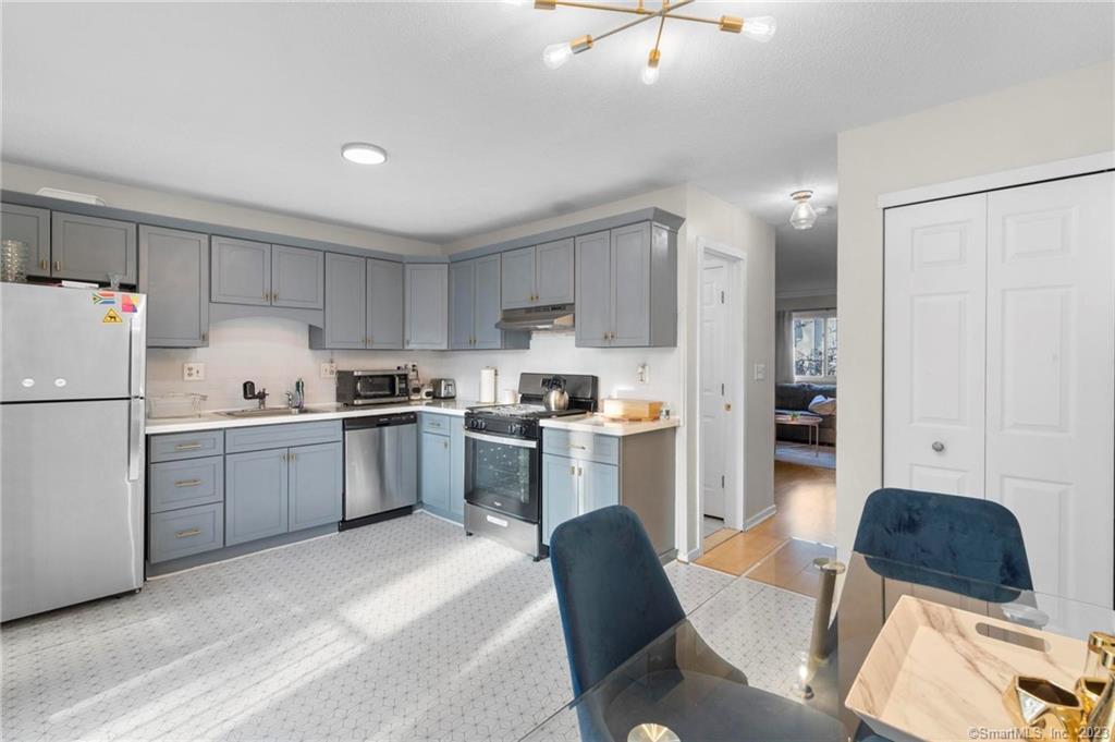 360 West Spring Street, Unit A7 West Haven, CT 06516 - Photo 1 of 31