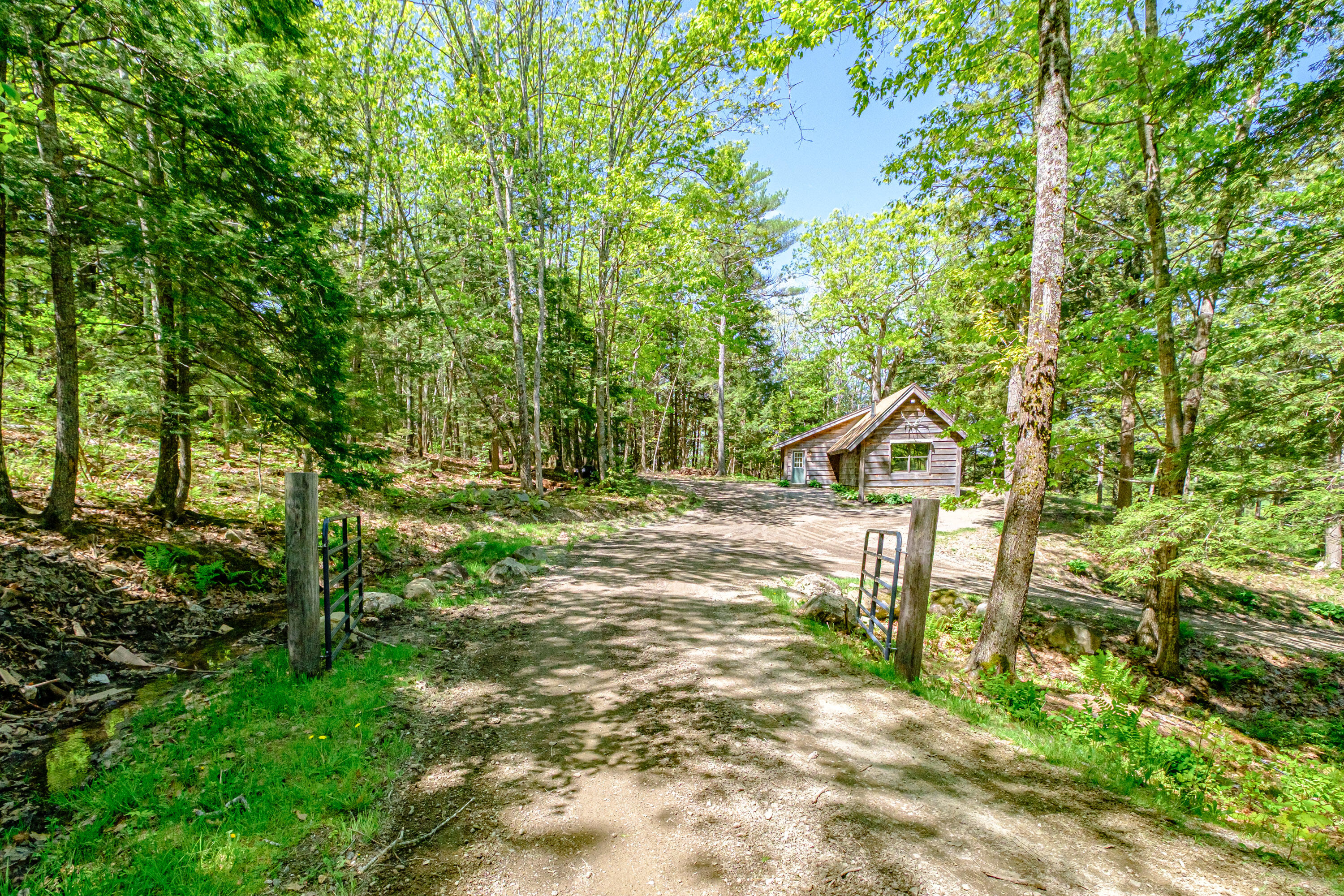 543 B Middle Road Dresden, ME 04342 - Photo 2 of 32 20250526gp-61057