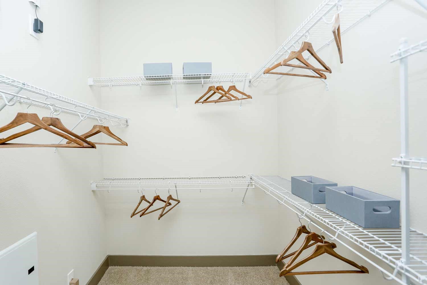 2033 South Gessner Road, Unit 4312 Houston, TX 77063 - Photo 6 of 25 a view of utility room