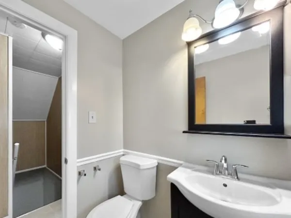 $310,000 | 2247 South 21st Avenue, Broadview, IL 60155