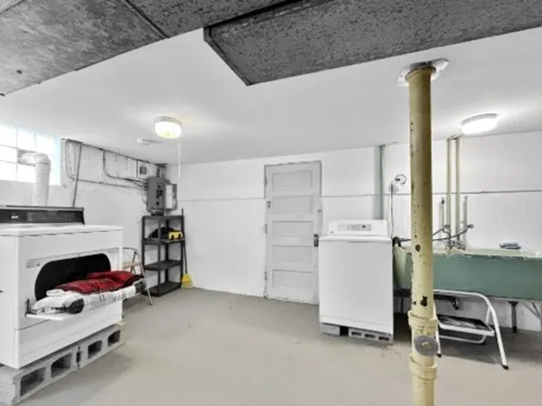 $310,000 | 2247 South 21st Avenue, Broadview, IL 60155