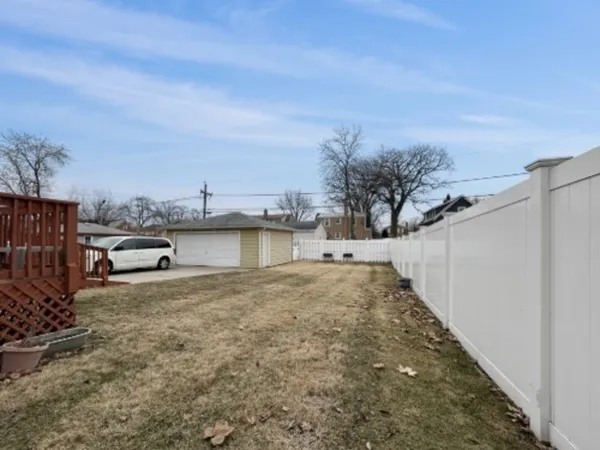 $310,000 | 2247 South 21st Avenue, Broadview, IL 60155