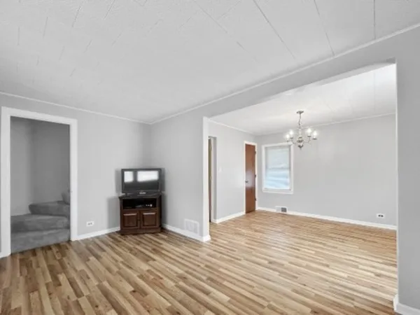 $310,000 | 2247 South 21st Avenue, Broadview, IL 60155