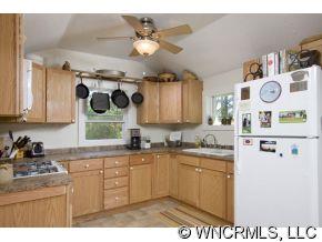 557 Bert Lane Road Brevard, NC 28712 - Photo 6 of 12 Gallery Image 6