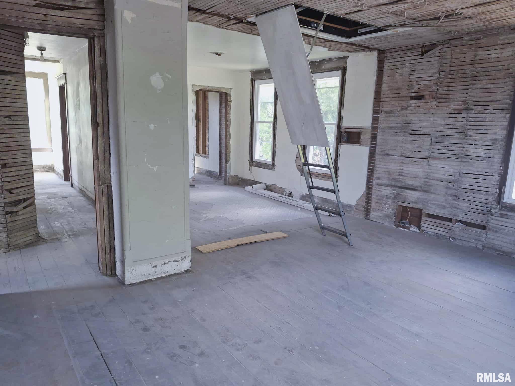 624 South Main Street Canton, IL 61520 - Photo 24 of 30