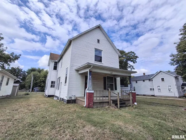 $30,000 | 624 South Main Street, Canton, IL 61520