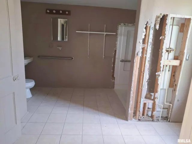 $30,000 | 624 South Main Street, Canton, IL 61520