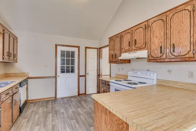 $1,575 | 670 Wellington Drive, Evans, GA 30809